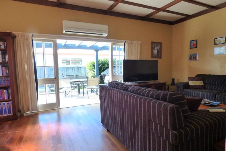 Photo of property in 1/32 Landscape Road, Papatoetoe, Auckland, 2025