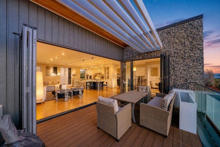 Photo of property in 2/46 Northboro Road, Hauraki, Auckland, 0622