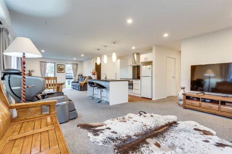 Photo of property in 46b Epsom Road, Sockburn, Christchurch, 8042