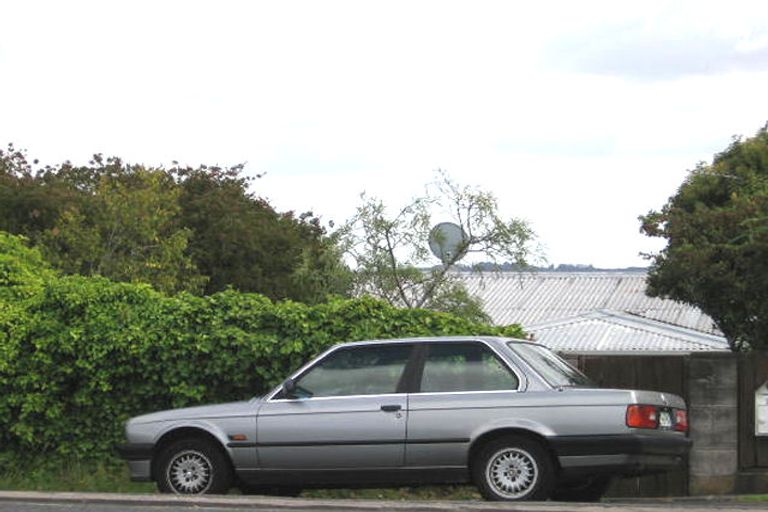 Photo of property in 24 Sunset Road, Unsworth Heights, Auckland, 0632