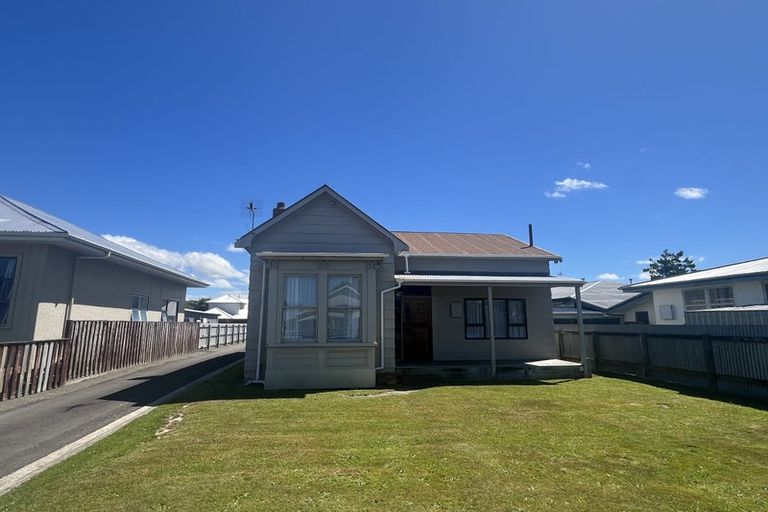 Photo of property in 24 Hereford Street, West End, Palmerston North, 4410