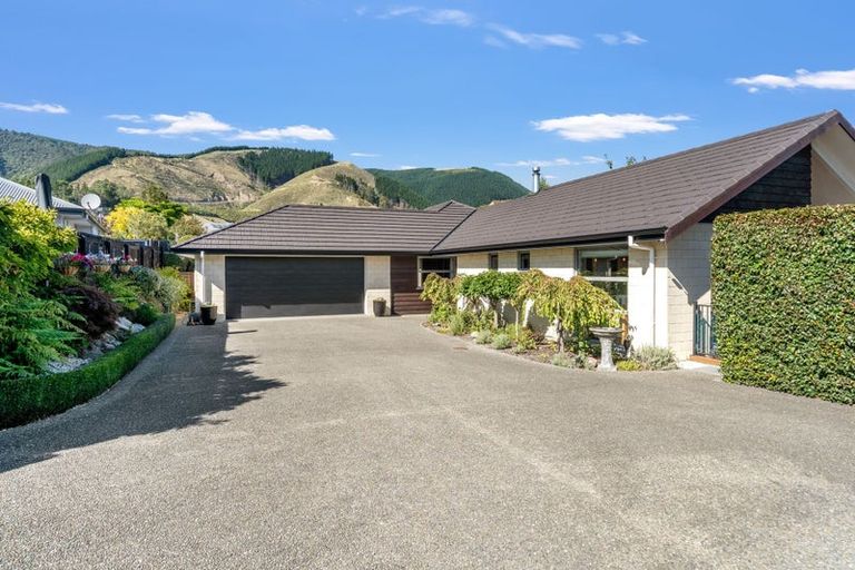 Photo of property in 12 Sanctuary Drive, Stoke, Nelson, 7011