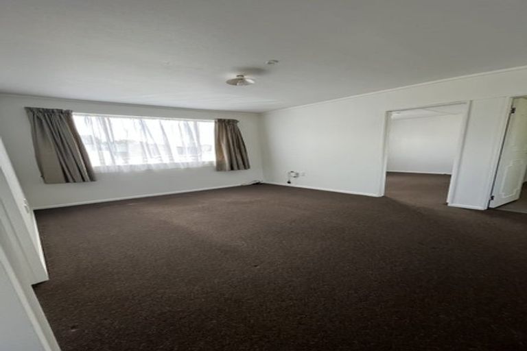 Photo of property in 1/158 Kings Crescent, Hutt Central, Lower Hutt, 5010