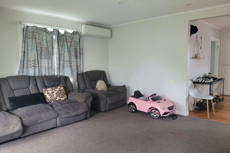 Photo of property in 1/72 Gloucester Road, Manurewa, Auckland, 2102