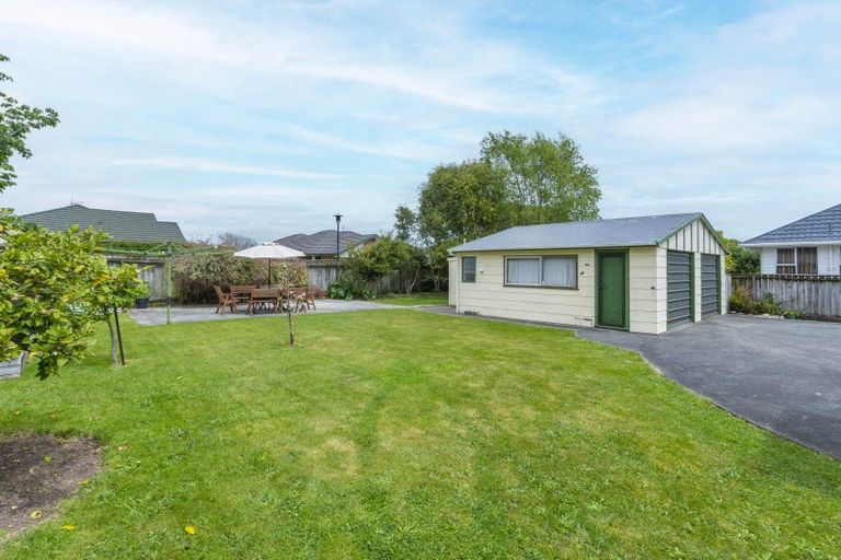 Photo of property in 51 Andrew Street, Waikanae, 5036