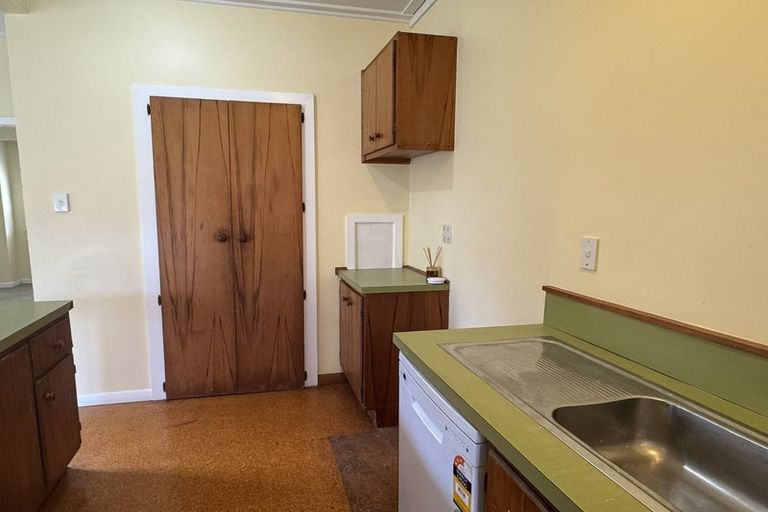 Photo of property in 9a Knighton Road, Hillcrest, Hamilton, 3216