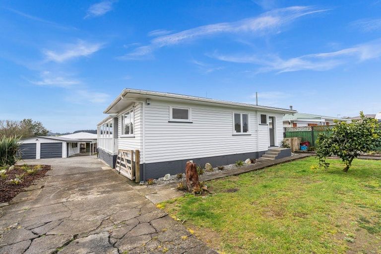 Photo of property in 22 Erin Street, Tikipunga, Whangarei, 0112