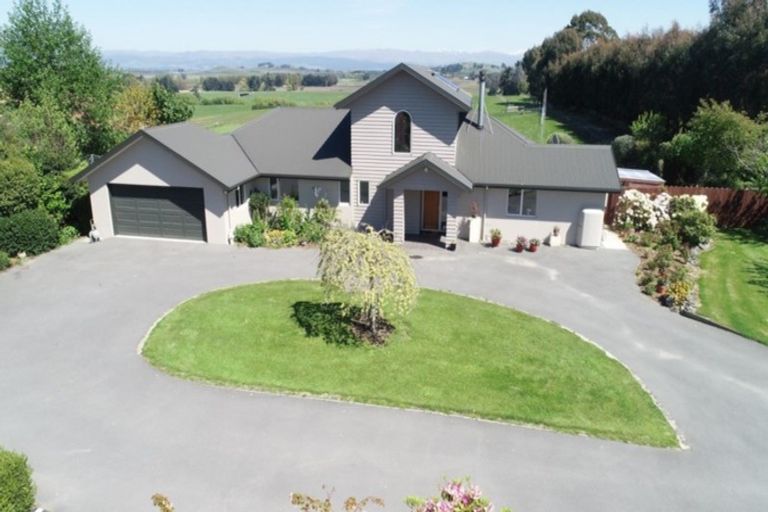 Photo of property in 140 Awamoa Road, Holmes Hill, Oamaru, 9492