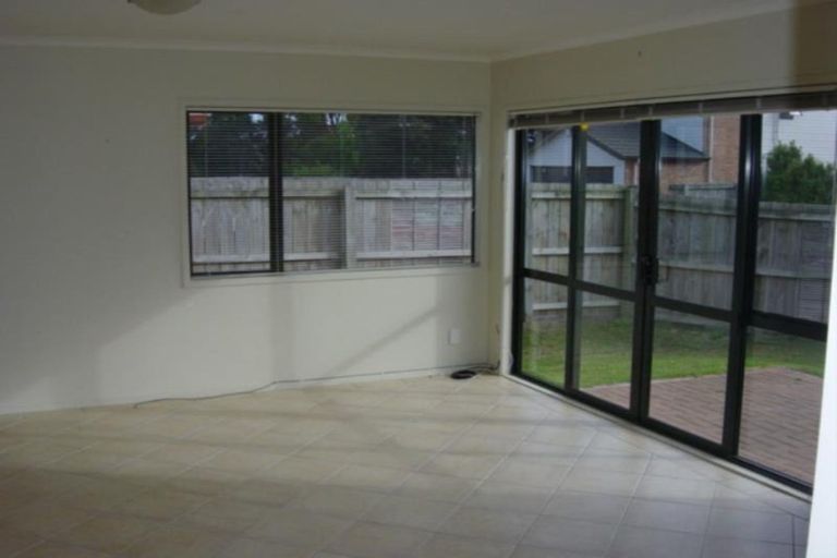 Photo of property in 55 Tiri Tiri Road, Birkdale, Auckland, 0626