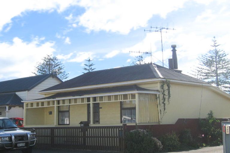 Photo of property in 100 Waghorne Street, Ahuriri, Napier, 4110