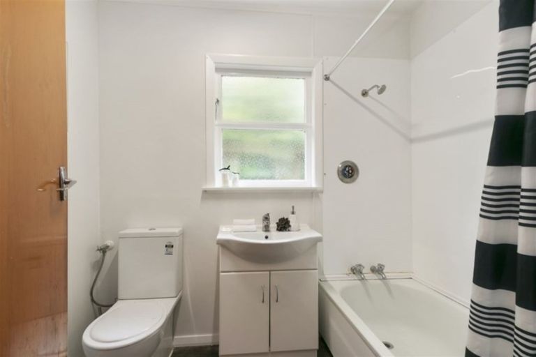 Photo of property in 47 Petrie Street, Wainuiomata, Lower Hutt, 5014