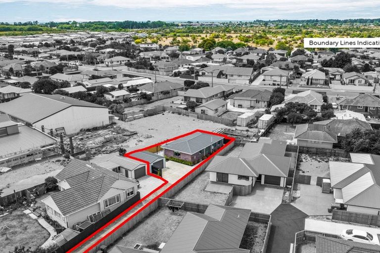 Photo of property in 50 Bassett Street, Burwood, Christchurch, 8083