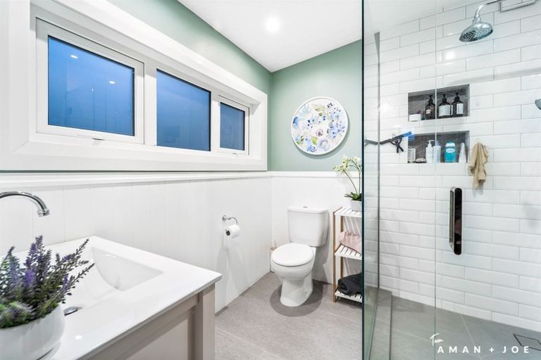 Photo of property in 739 Swanson Road, Swanson, Auckland, 0612