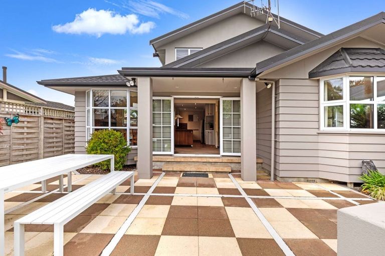Photo of property in 52 John F Kennedy Drive, Milson, Palmerston North, 4414