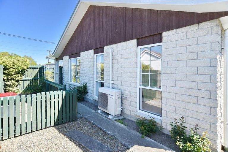 Photo of property in 2/12 Lagan Street, Belfast, Christchurch, 8051