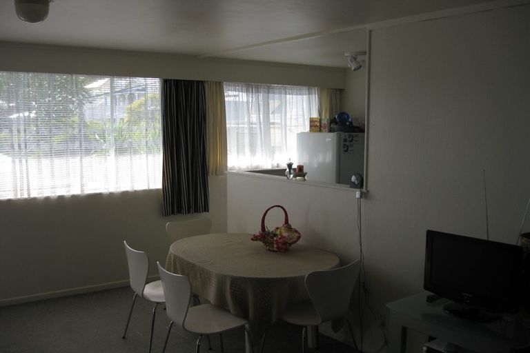 Photo of property in 8/4 Derby Street, Mount Victoria, Wellington, 6011