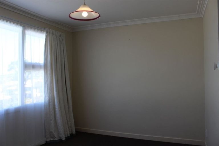 Photo of property in 92 Eglinton Road, Mornington, Dunedin, 9011