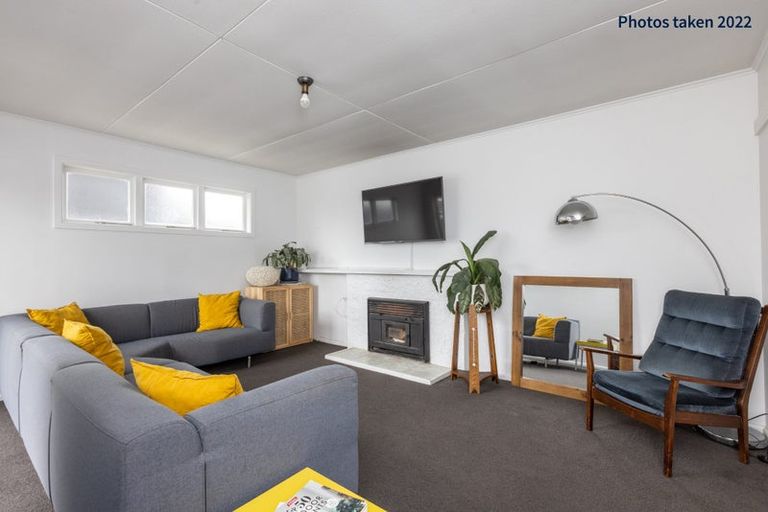 Photo of property in 19 Shrimpton Road, Haumoana, 4102