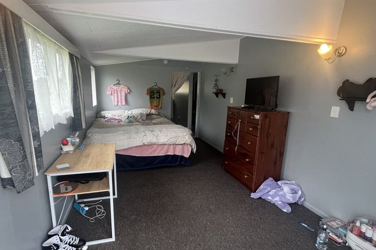 Photo of property in 6 Radnor Place, Highbury, Palmerston North, 4412