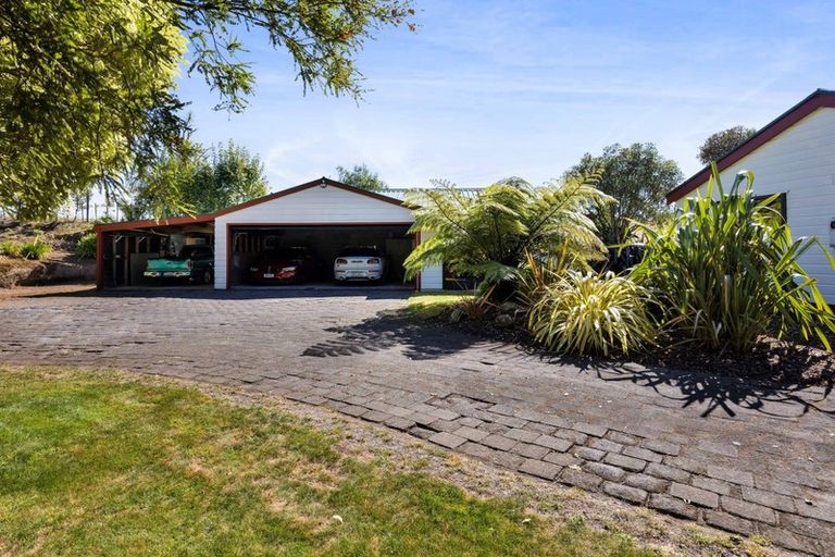 Photo of property in 1760 Mountain Road, Inglewood, 4386