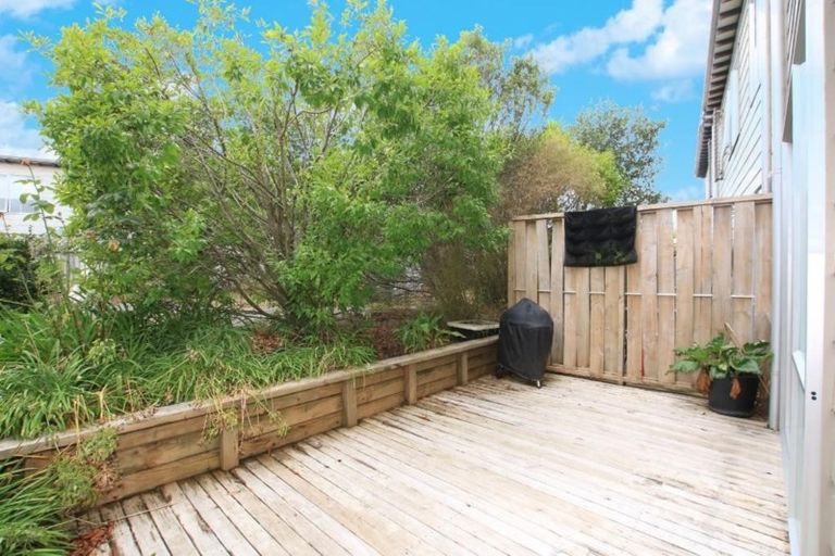 Photo of property in 61 Albionvale Road, Glen Eden, Auckland, 0602