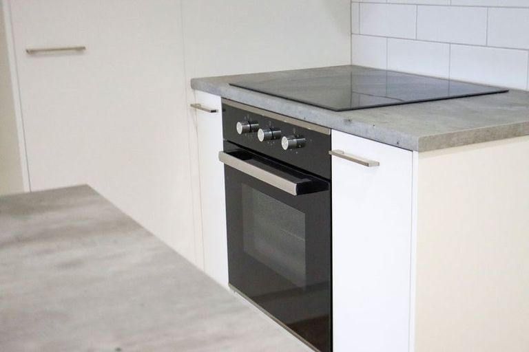 Photo of property in 17 Lemnos Place, Titirangi, Auckland, 0604