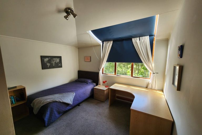 Photo of property in 47 Rimu Road, Oratia, Auckland, 0604