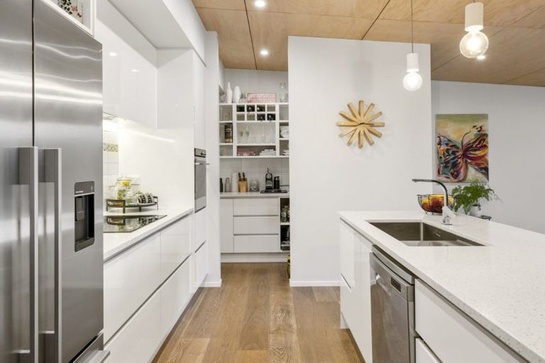 Photo of property in 82a Taniwha Place, Bethlehem, Tauranga, 3176