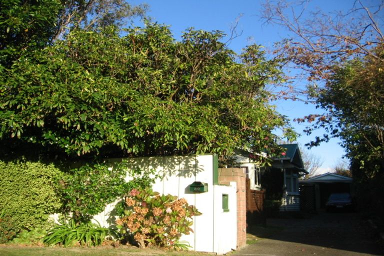 Photo of property in 22 Puriri Street, Woburn, Lower Hutt, 5010