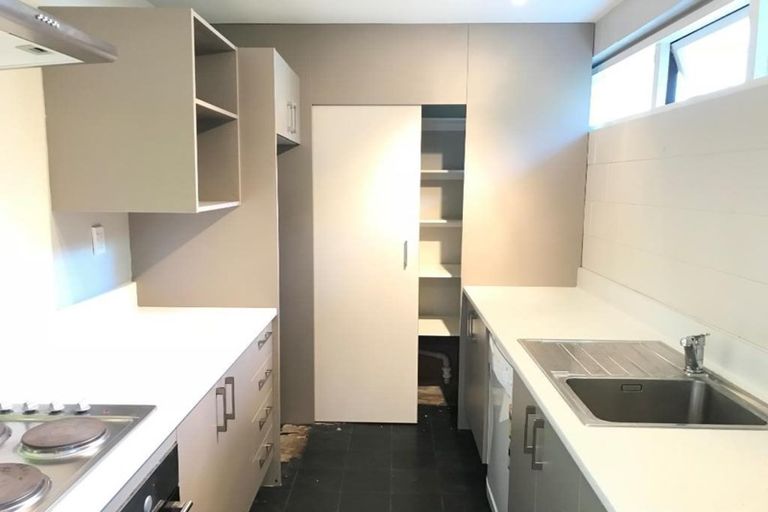 Photo of property in 2/4 Maidstone Road, Ilam, Christchurch, 8041