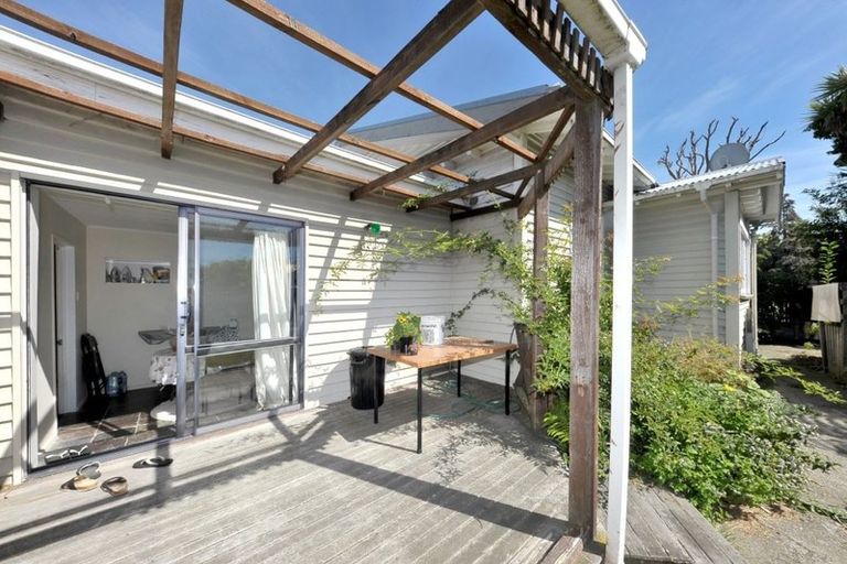 Photo of property in 77 Halswell Road, Hillmorton, Christchurch, 8025