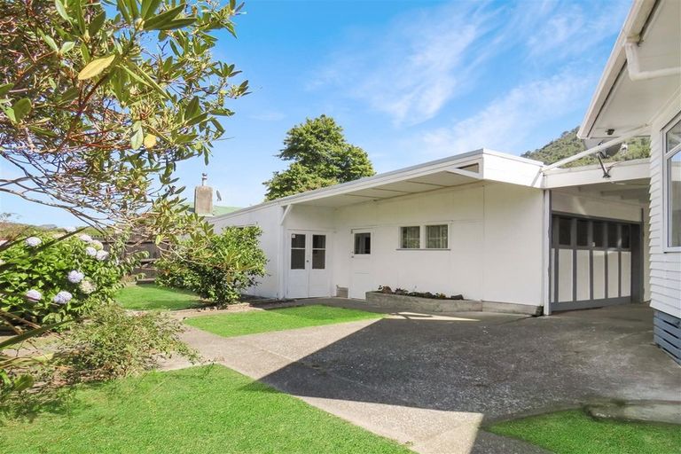 Photo of property in 40 Thomas Crescent, Western Heights, Rotorua, 3015