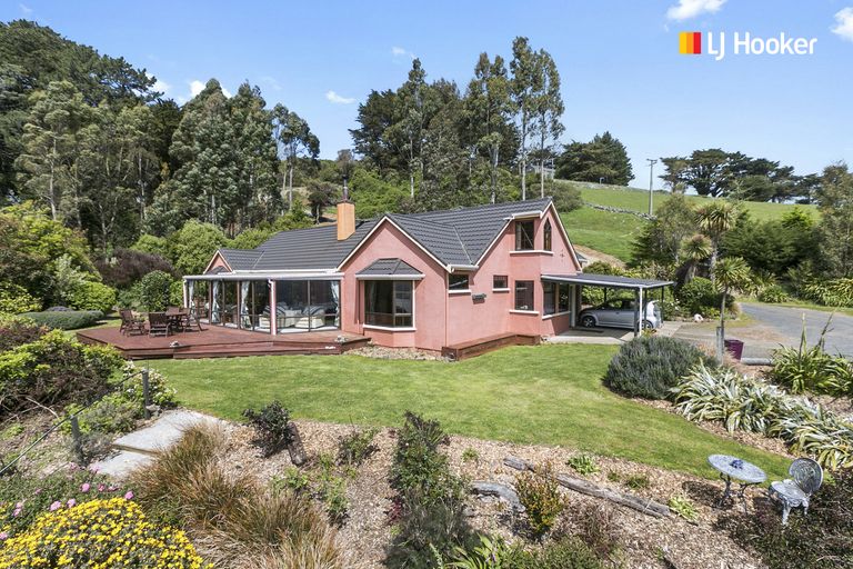 Photo of property in 979 Highcliff Road, Highcliff, Dunedin, 9077