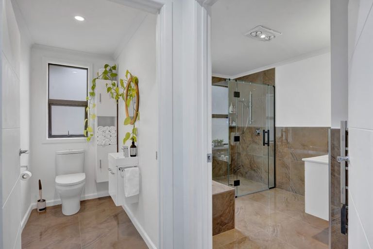 Photo of property in 91a Karina Road, Merrilands, New Plymouth, 4312