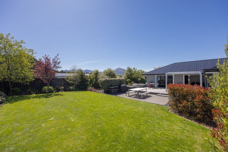 Photo of property in 43 Kingfisher Crescent, Albert Town, Wanaka, 9305