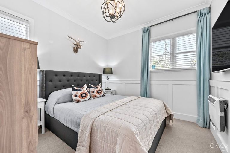 Photo of property in 31 Birdwood Road, Waterloo, Lower Hutt, 5011