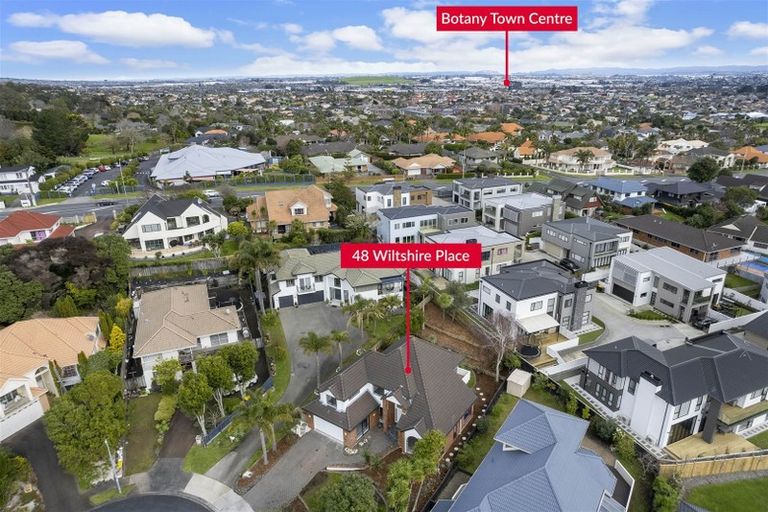 Photo of property in 48 Wiltshire Place, Somerville, Auckland, 2014
