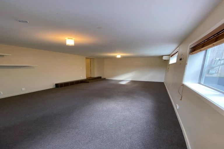 Photo of property in 1/14 Corunna Road, Milford, Auckland, 0620