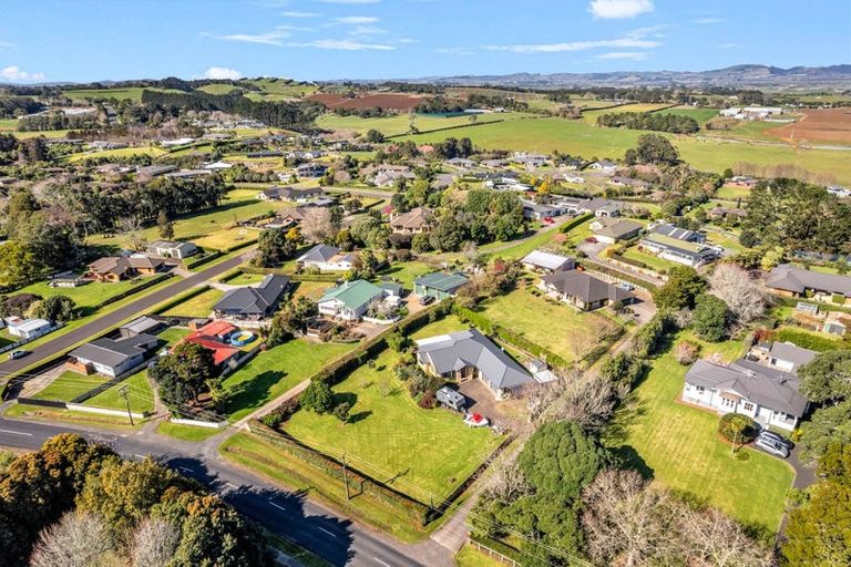 Photo of property in 137 Colombo Road, Waiuku, 2123