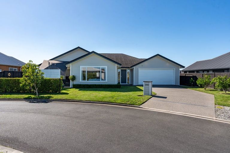 Photo of property in 25 Avian Place, Flagstaff, Hamilton, 3210