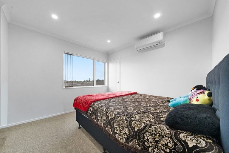 Photo of property in 13 Orona Way, Papatoetoe, Auckland, 2025