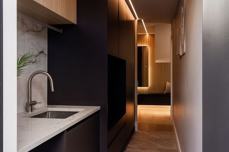 Photo of property in 112 Arran Point Parade, Orewa, 0931