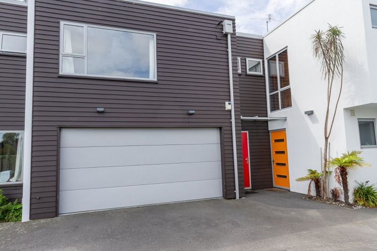 Photo of property in 34b Packe Street, Edgeware, Christchurch, 8013