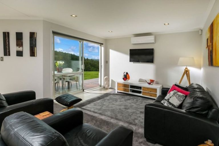 Photo of property in 65 Moses Road, Kaukapakapa, 0873