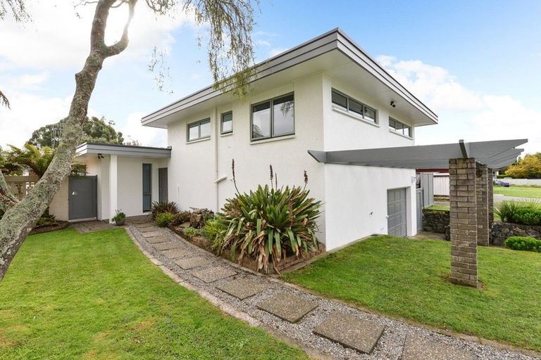 Photo of property in 37 Glen Lynne Avenue, Queenwood, Hamilton, 3210