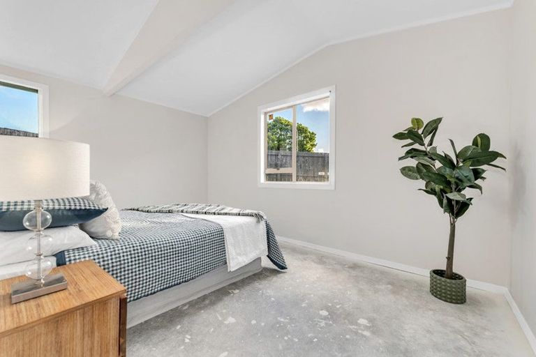 Photo of property in 21 Oreti Place, Clover Park, Auckland, 2019