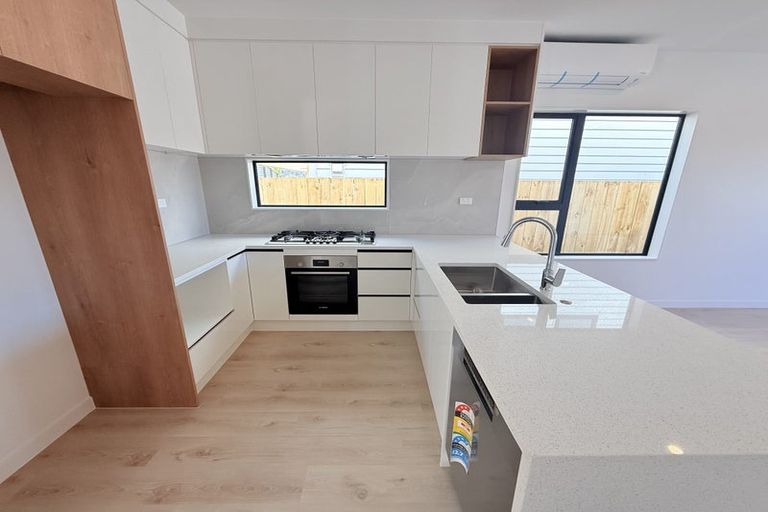 Photo of property in 51b Andrew Road, Howick, Auckland, 2010
