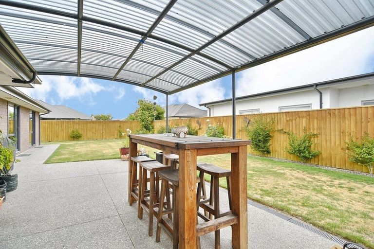 Photo of property in 12 Beech Drive, Rangiora, 7400