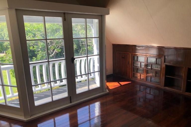 Photo of property in Mexican Embassy, 45 Hobson Street, Thorndon, Wellington, 6011