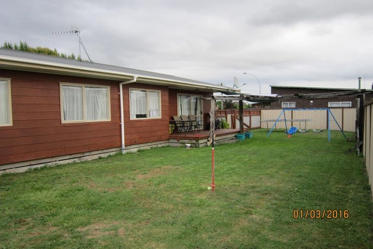 Photo of property in 8a Grandview Road, Nawton, Hamilton, 3200